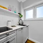 Saska Kepa - Vistula Nearby - By Rentujemy Apartmán