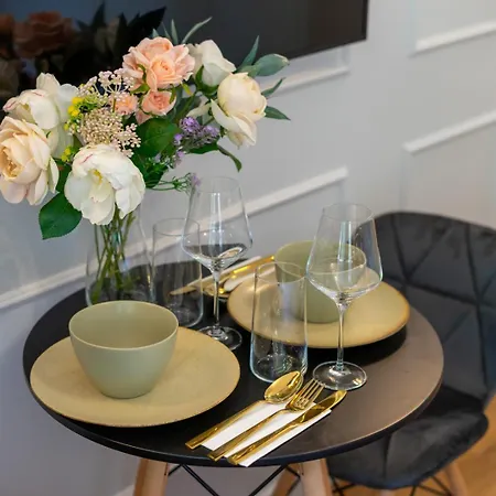 Apartamento Saska Kepa - Vistula Nearby - By Rentujemy