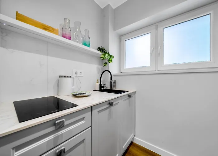 Saska Kepa - Vistula Nearby - By Rentujemy Apartman