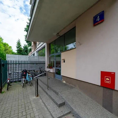 Apartment Saska Kepa - Vistula Nearby - By Rentujemy